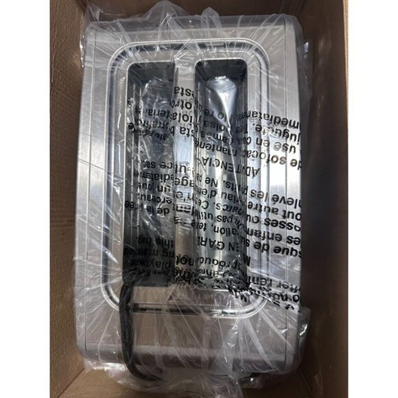 Cuisinart SimpliTouch XL Color Touchscreen 2-Slice Toaster - Picture 5 of 6